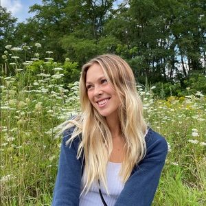 Meet your Posher, Faith